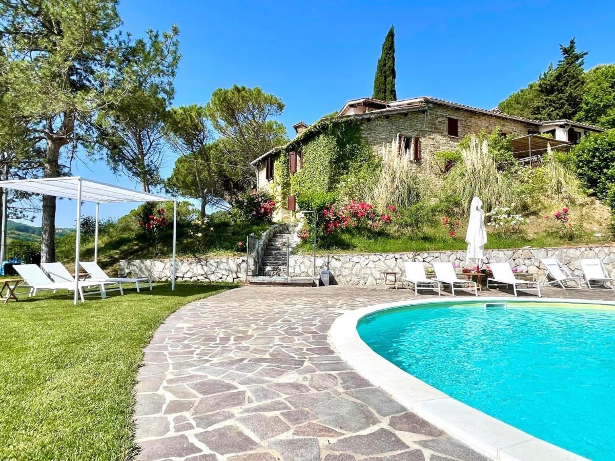 La Panoramica Gubbio - Maison De Charme - Casette E Appartamenti Self Catering Per Vacanze Meravigliose! Exterior foto